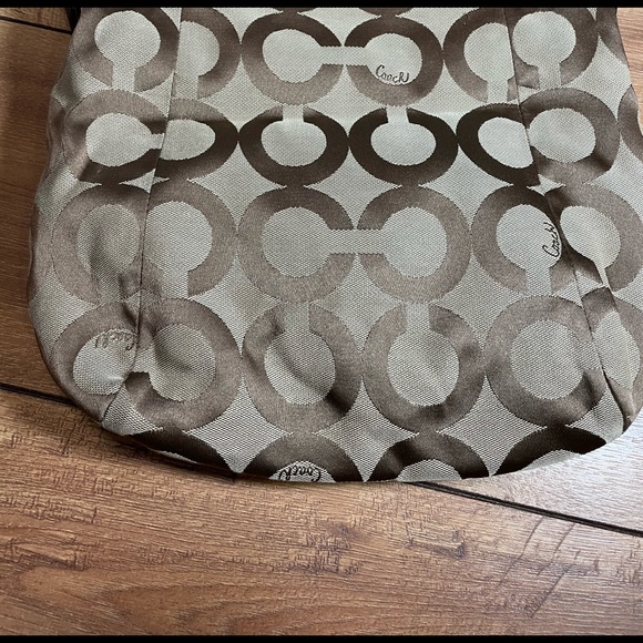 Authentic Coach Kristin Signature Sateen Hobo - Picture 4 of 13